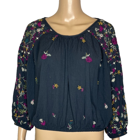 Women's Medium Free People Wild Flowers Navy Embroidered Floral Boho Crop Top - Picture 1 of 5